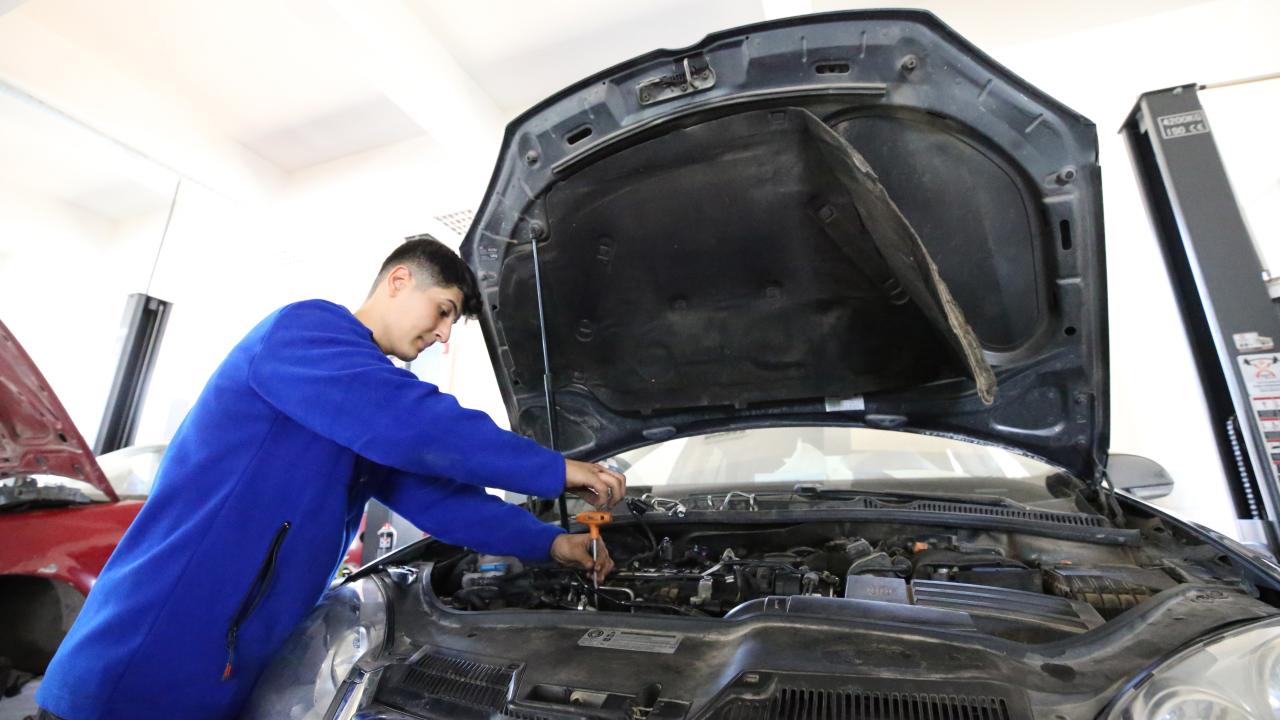 GÜÇ Projesi: 103 Bin Meslek Lisesi Öğrencisine Kariyer Rehberliği