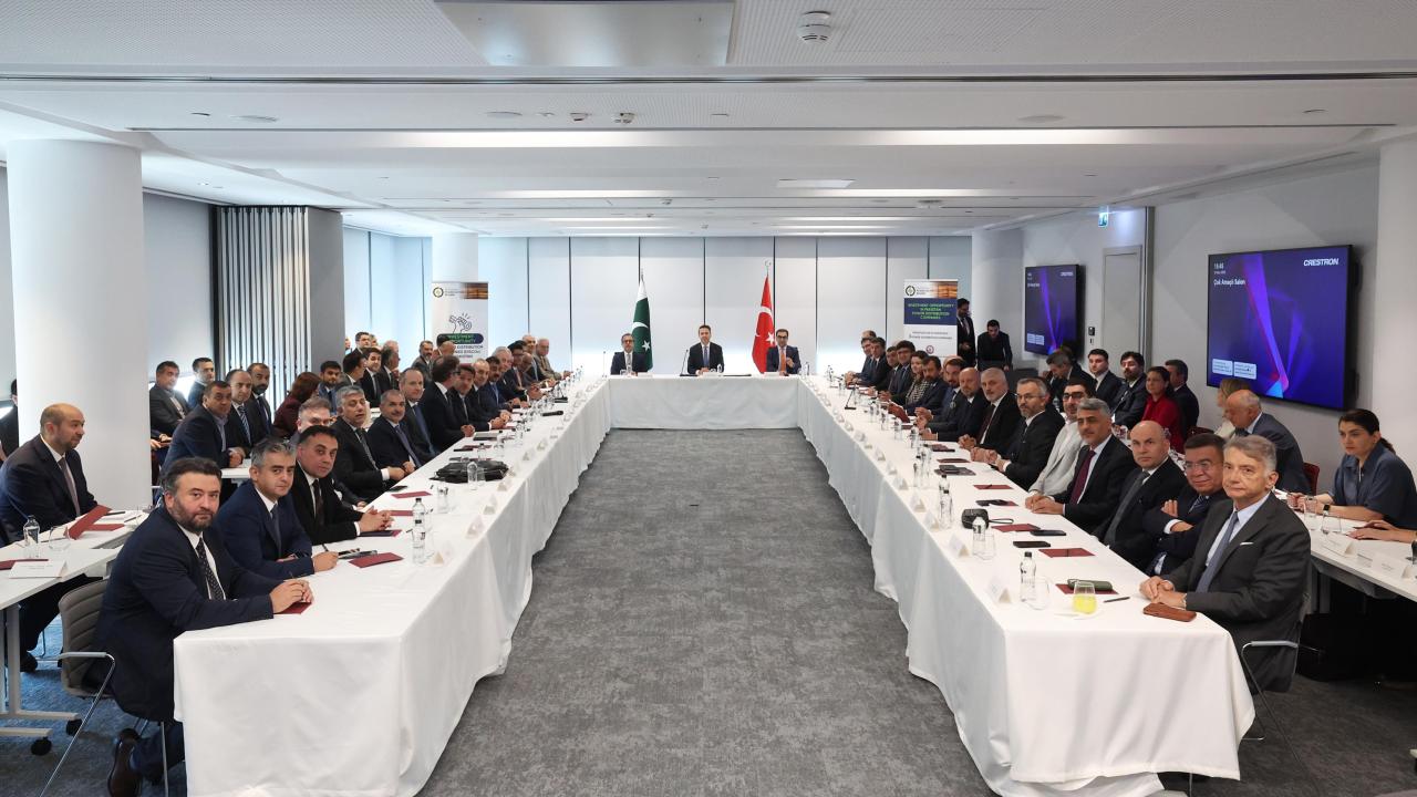 Türkiye ve Pakistan’dan Elektrik Dağıtımı ve Özelleştirme Alanında 3 Yeni Anlaşma