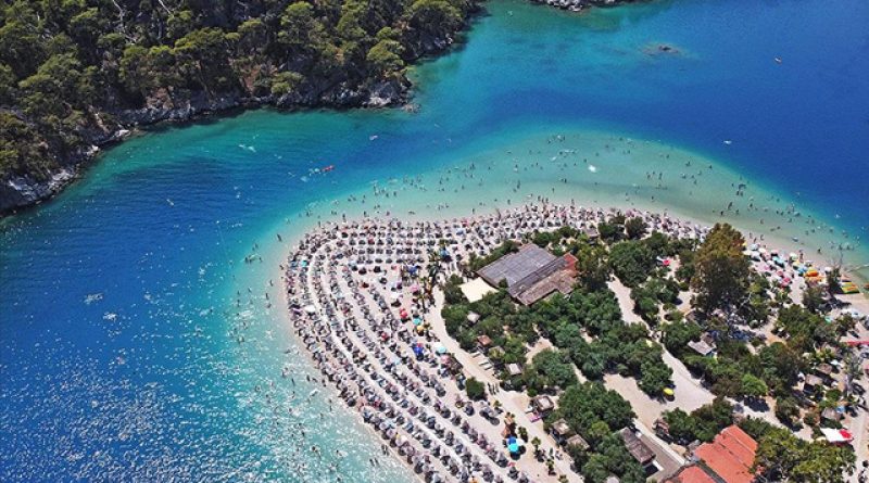 Peş peşe denk gelen tatil dönemi turizmi hareketlendirecek