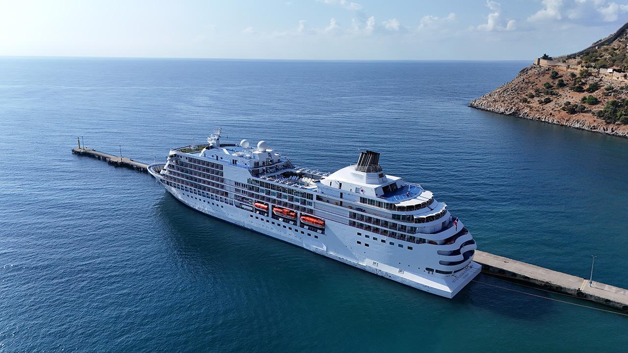 Türkiye’nin Kruvaziyer Turizmi Hedefleri: 2028’de 2 Bin Gemi Bekleniyor