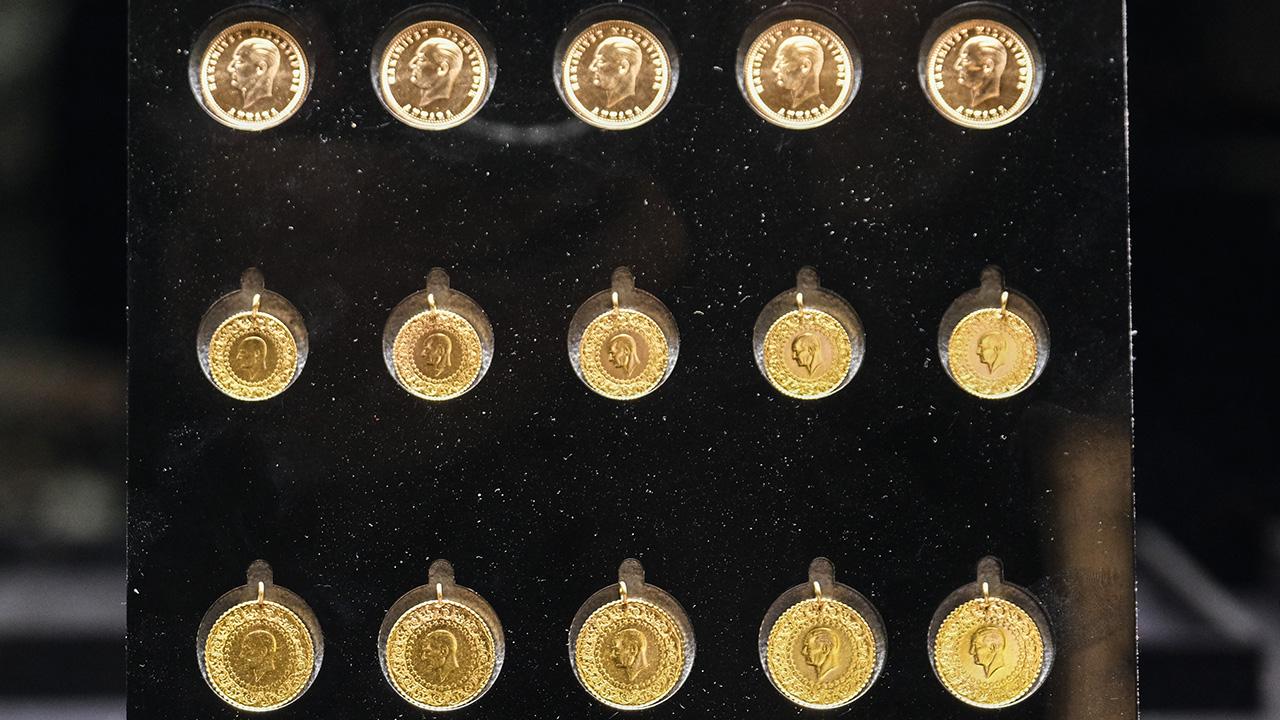 Gram Altın Yükselişte: Güncel Çeyrek, Cumhuriyet ve Ons Altın Fiyatları