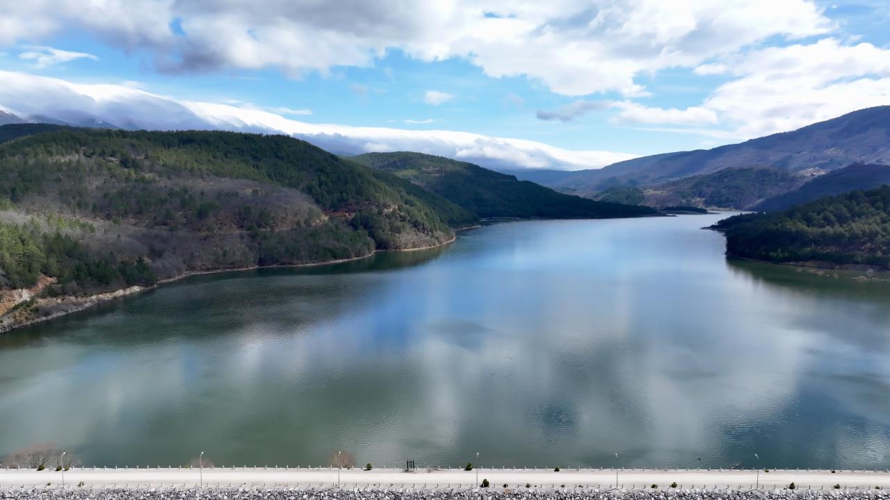 Türkiye’de Mart Ayı Yağış Artışı: Baraj Doluluk Oranları ve Tarımsal Üretime Etkileri