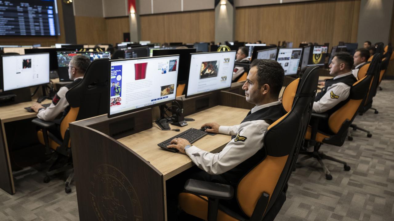 Jandarma’dan 7/24 Siber Devriye: Dijital Dolandırıcılık ve Siber Güvenlik Uyarıları