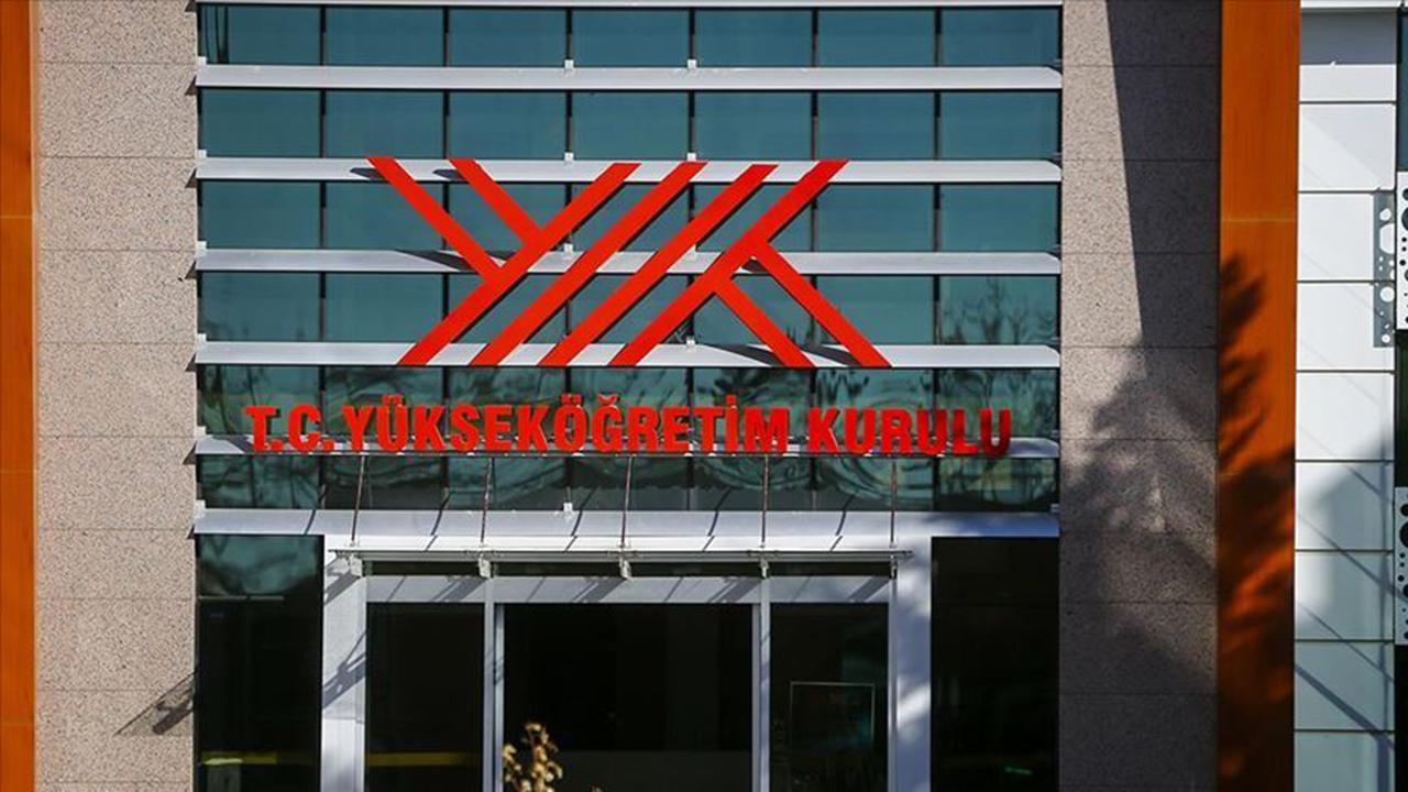 Vakıf Üniversitelerine Uyarı: Öğrenim Ücreti Artış Oranı ‘i Geçmemeli